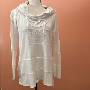 Cable & Gauge Top  Women's Size XS  Long Sleeve Cowl Neck Tunic  White Mesh